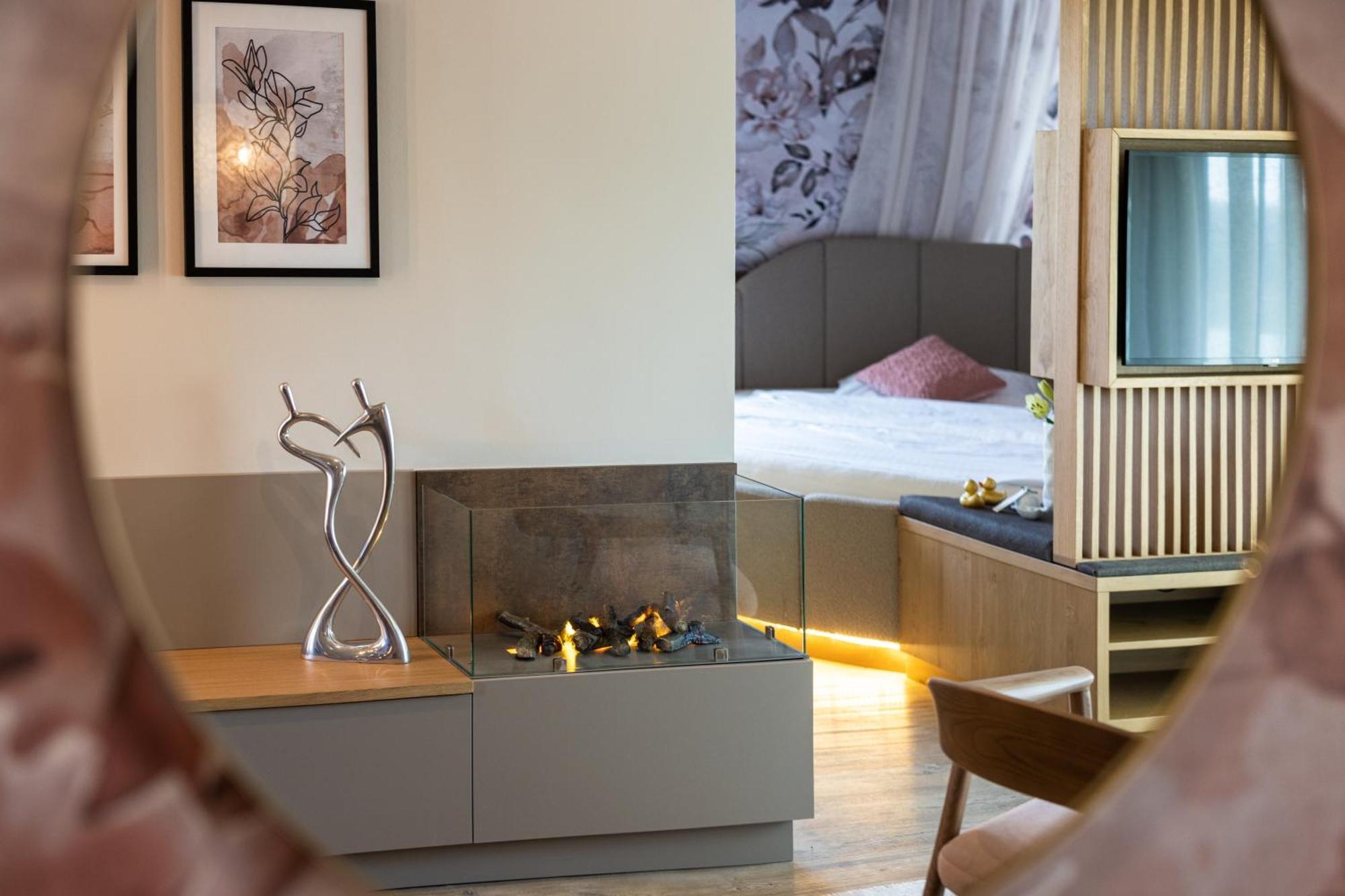 Hotel Vier Jahreszeiten Loipersdorf Loipersdorf bei Fuerstenfeld Phòng bức ảnh